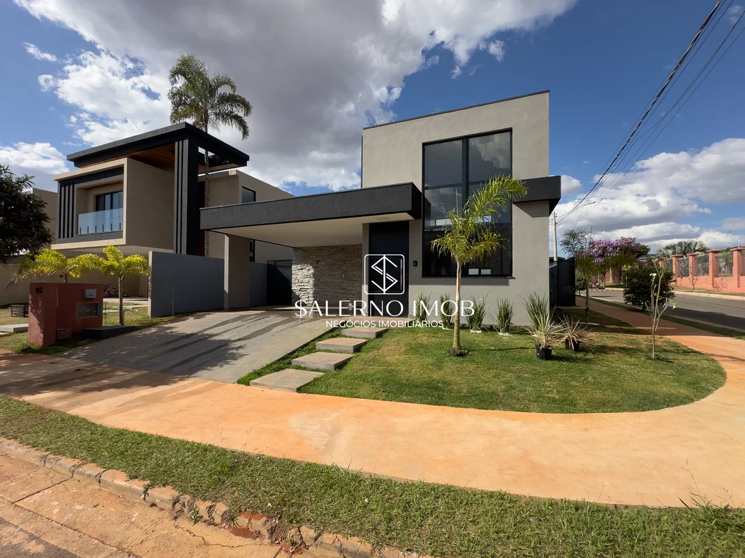 Casa térrea de alto padrão à venda no Condomínio Residencial Le Jardin, em lote ...