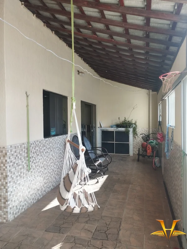 Santa Maria!Oportunidade com escritura e habits.Três quartos sendo um suite.Sala...