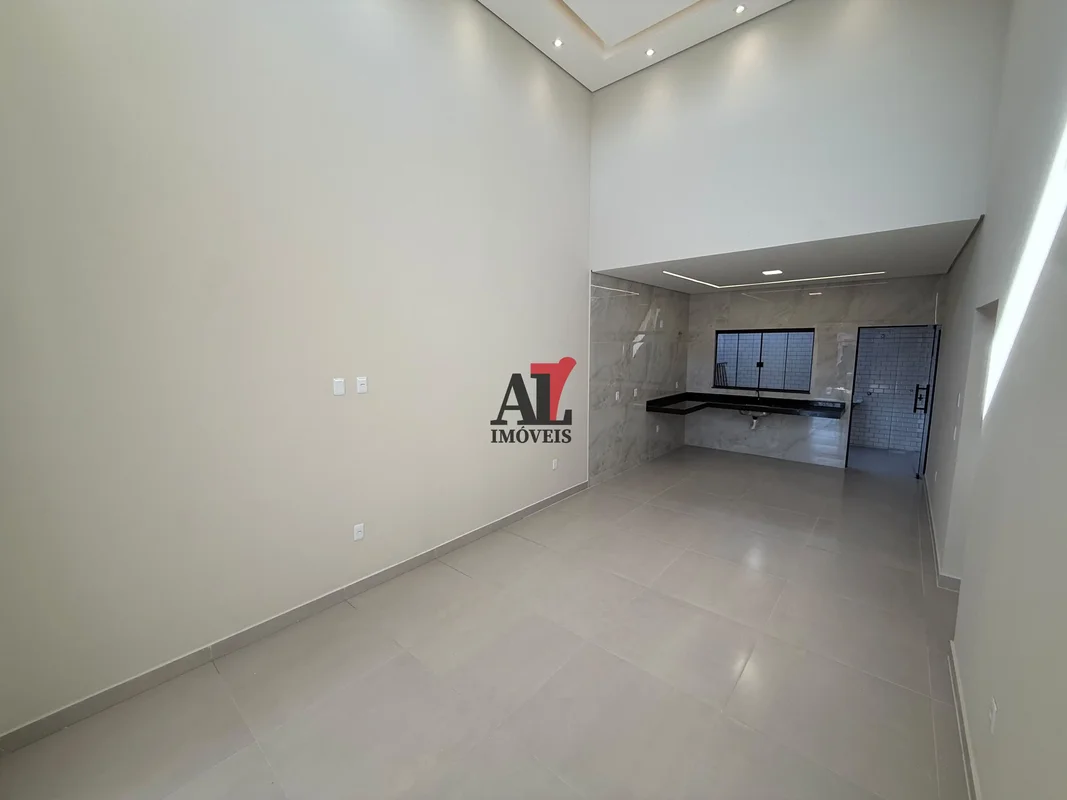 CASA MODERNA À VENDA | JARDIM RORIZ – PLANALTINA/DF Excelente localização, a ape...