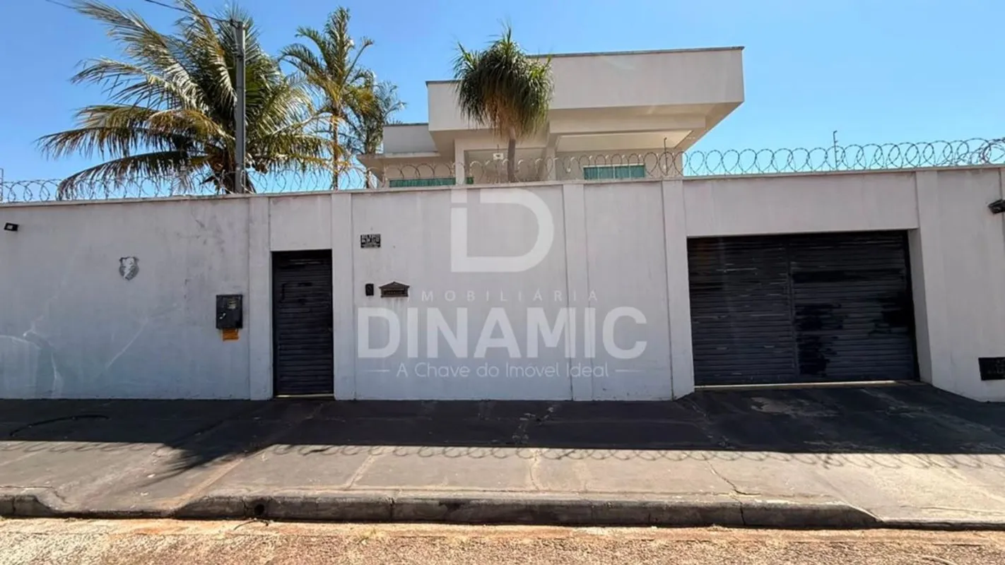 (ID 09) Sobrado de Alto Padrão para Locação - Setor Moinho dos Ventos.Fora de co...