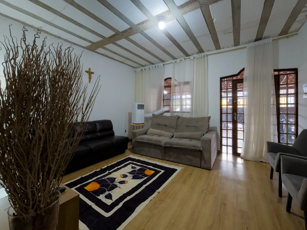 Casa de Esquina com Ponto Comercial | QNJ 44 – Taguatinga Norte R$ 760.000,00- T...