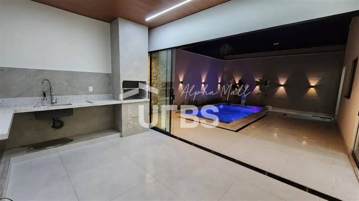 COD U-0034451 - Parque Das Laranjeiras:Casa moderna, 100% reformada, com 165m² d...