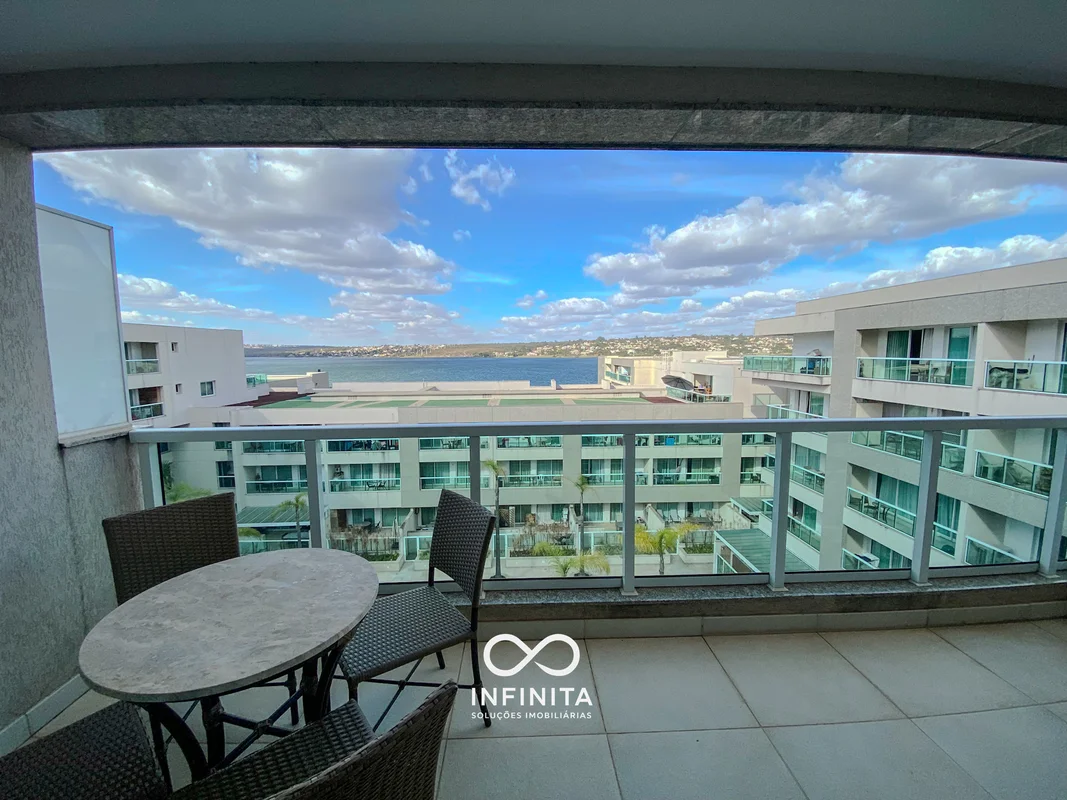 Nascente, andar alto, mobiliado e com varanda.Excelente apartamento de 1 quarto,...