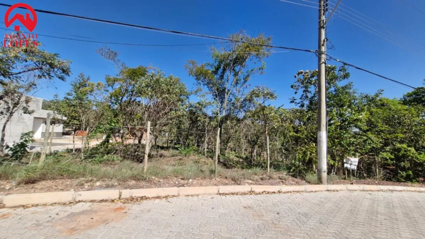 LOTE À VENDA CONDOMÍNIO VERDE JARDIM BOTÂNICOÁrea: 1.028,89 m²Excelente oportuni...