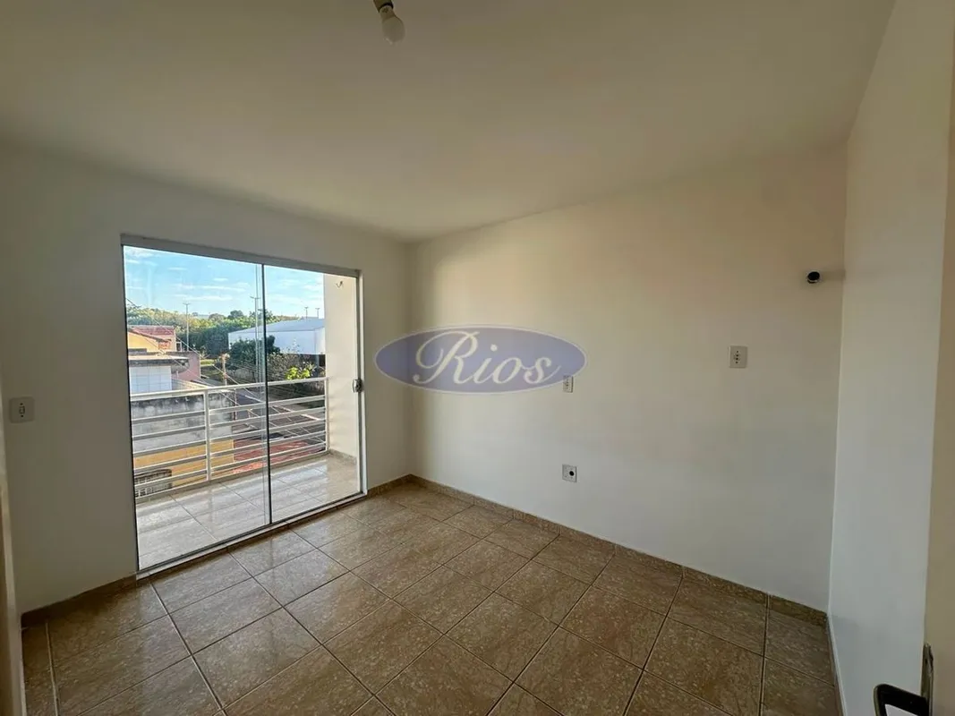 RIOS IMÓVEIS ALUGA EXCELENTE APARTAMENTO DE 1 QUARTO NA QUADRA CLN 7 BLOCO D Lot...