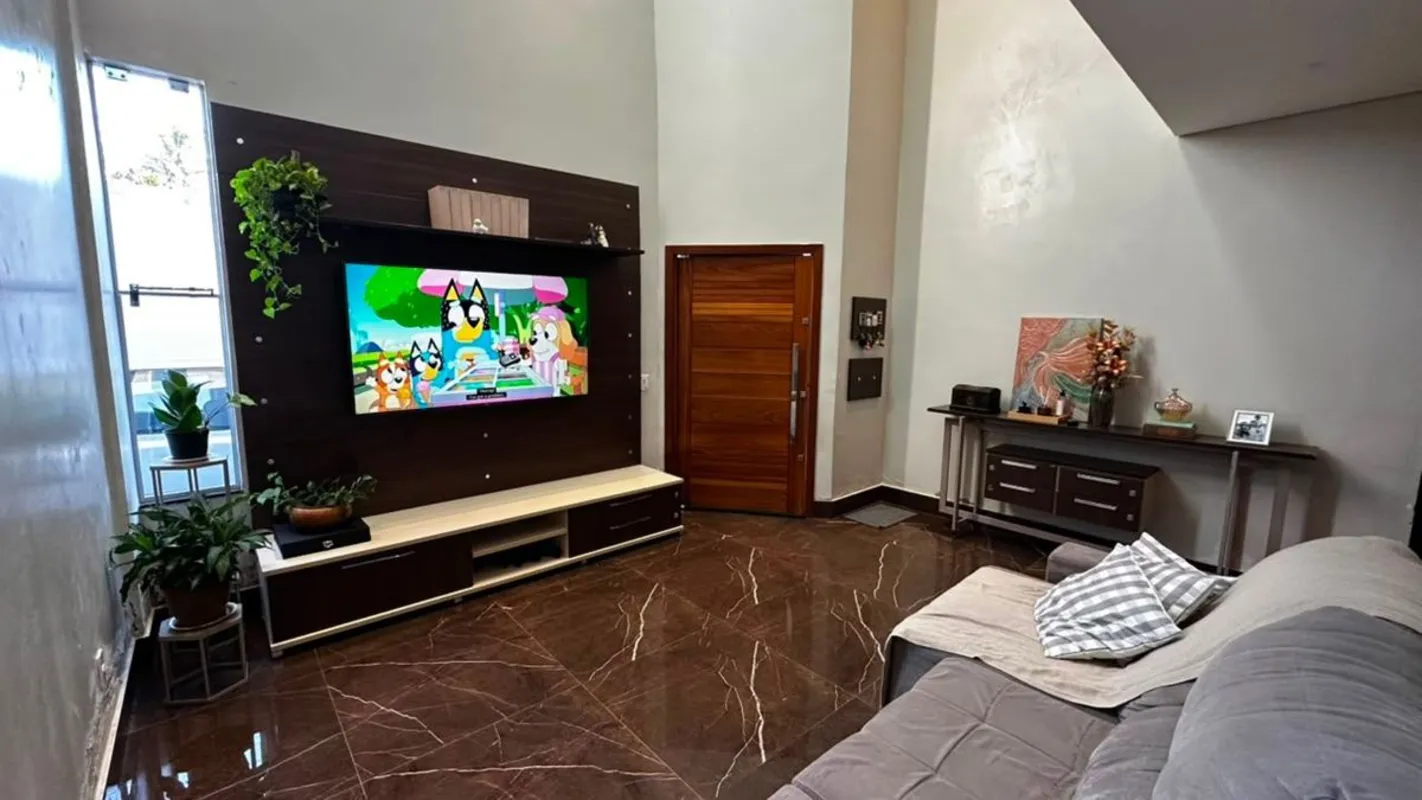 LEÕES DA CORRETAGEM VENDE O IMÓVEL QUE VOCÊ PROCURAExcelente oportunidade em Arn...