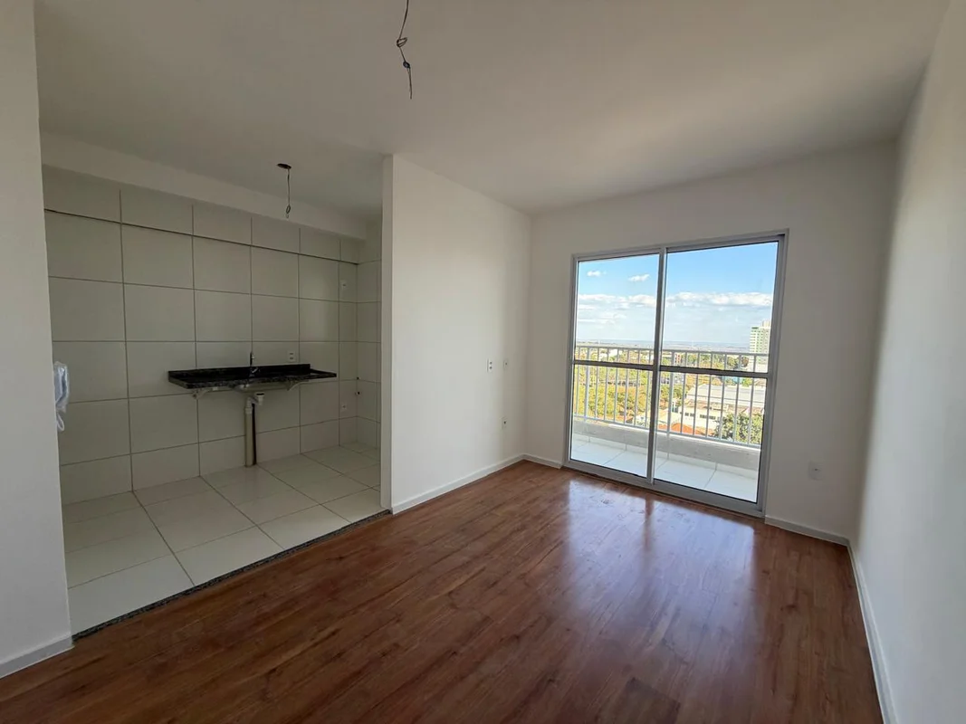 Lindo apartamento no setor central - Gamasala, varanda, 2 quartos, banheiro soci...