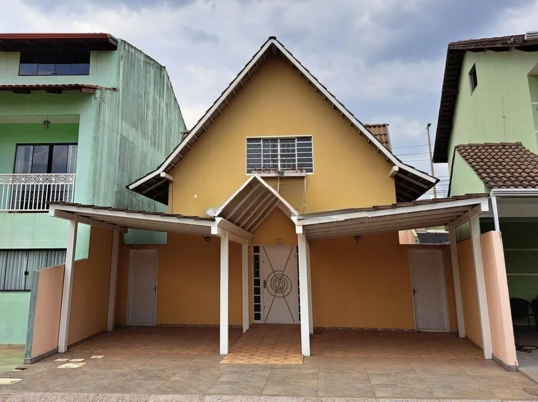 Exclusivo, Casa de 247m² em condomínio, QS 7, Rua 800 - Areal/Águas Claras DF. E...