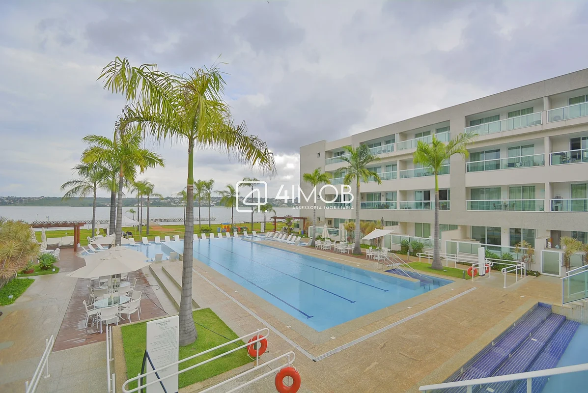 Apartamento térreo, reformado, com aproximadamente 52 m², nascente e pronto para...