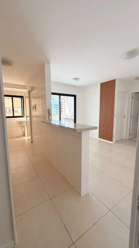 Edifício Real Celebration - Apartamento - 1 Quarto - Nascente - 42m² - VarandaEx...