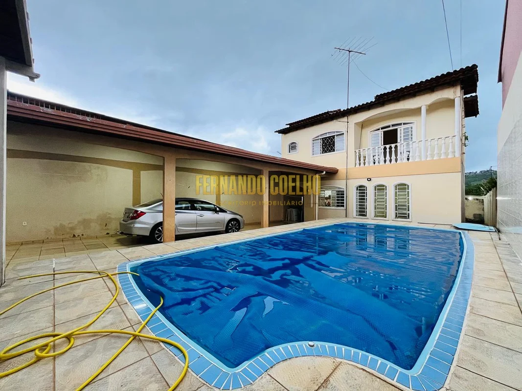 Casa à venda na Quadra 10 de Sobradinho-DF!ACEITA FINANCIAMENTO E FGTS; LOTE: 35...