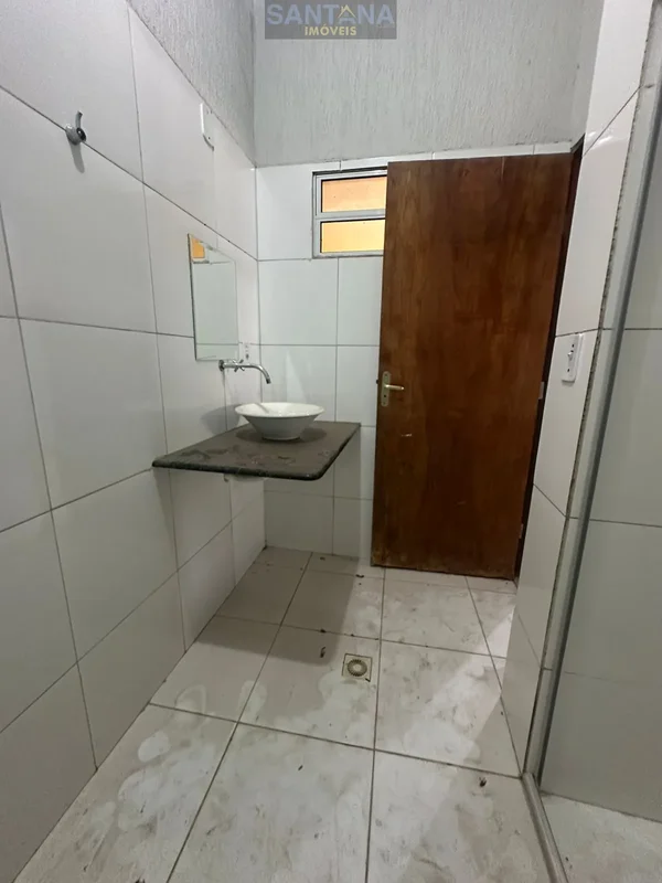 Santana Aluga Casa 2 quartos, sala, cozinha com armario planejado, banheiro, gar...