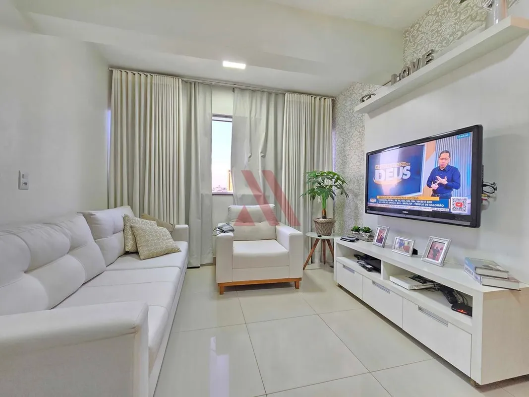 RESIDENCIAL ILHA DA MADEIRA - SETOR AEROPORTO - 62m²- Andar alto- Nascente - Com...