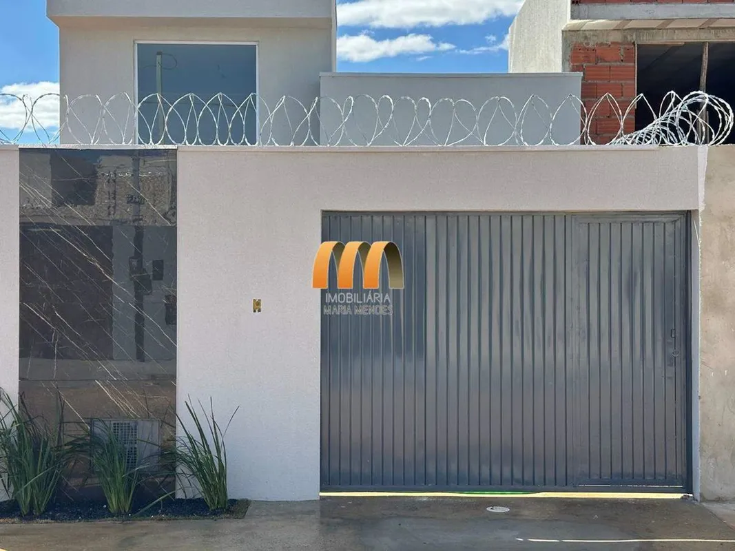 Lote de 150 mts 105 de construção toda no porcelanato 3 quartos sendo 1 suíte co...