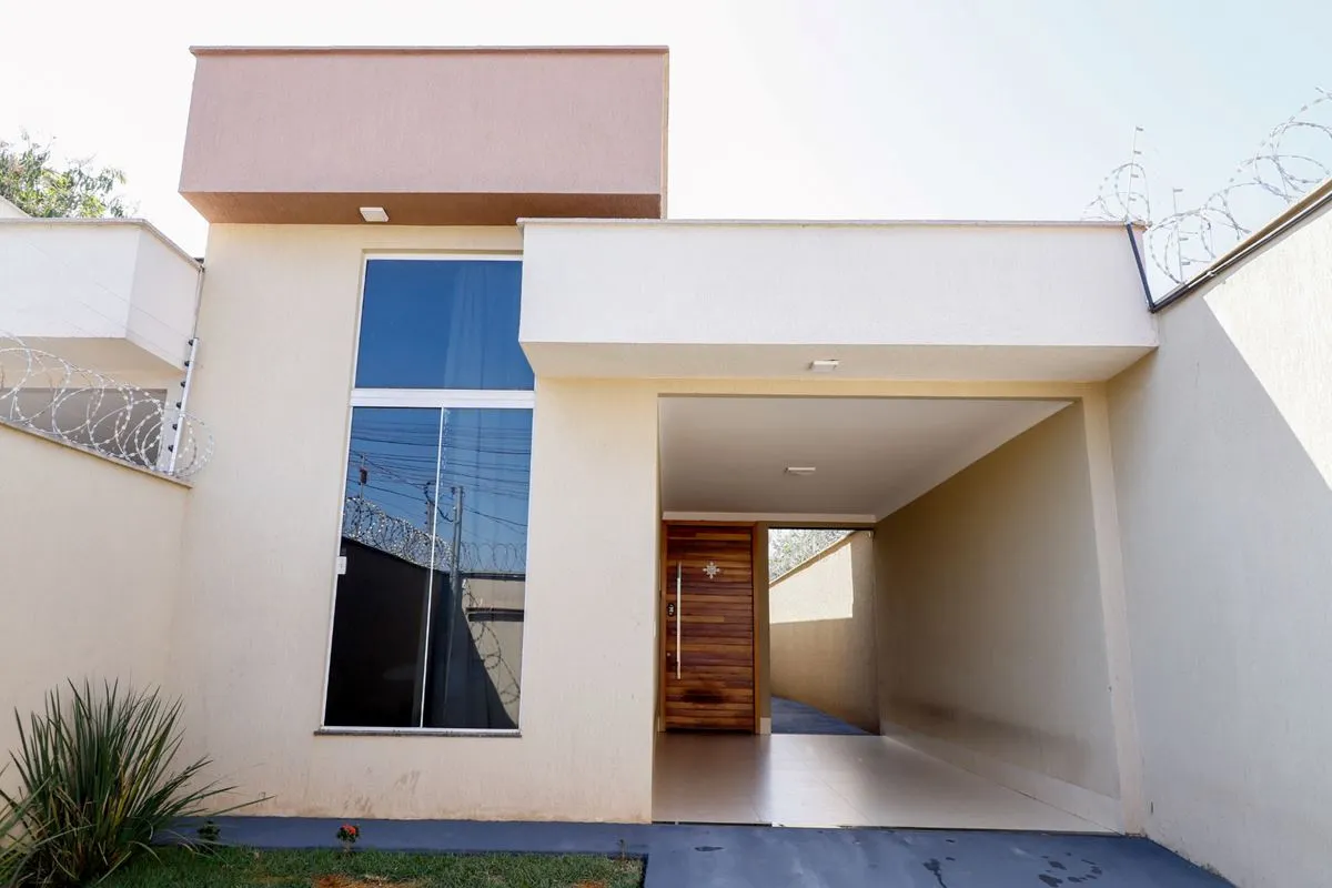 Casa Nova Era - 3 quartos, ótima localização casa pronta para morar. A vista ou ...
