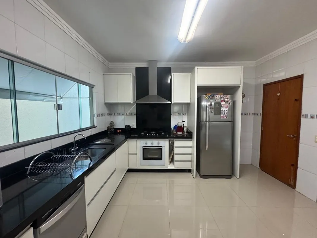 ?? Casa Térrea de Alto Padrão no Residencial HumaitáSe você procura espaço, conf...