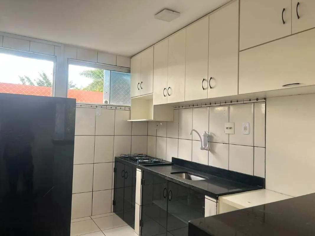 Apartamento reformado vazado de canto , com 3 quartos reformado, com armarios, a...