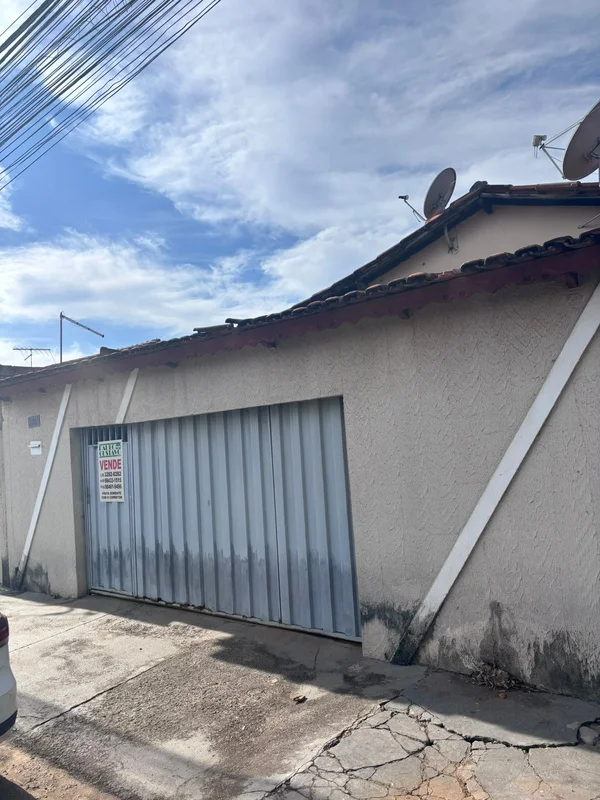 Casa à venda – Chácara do Governador | GoiâniaValor: R$ 330.000Excelente oportun...