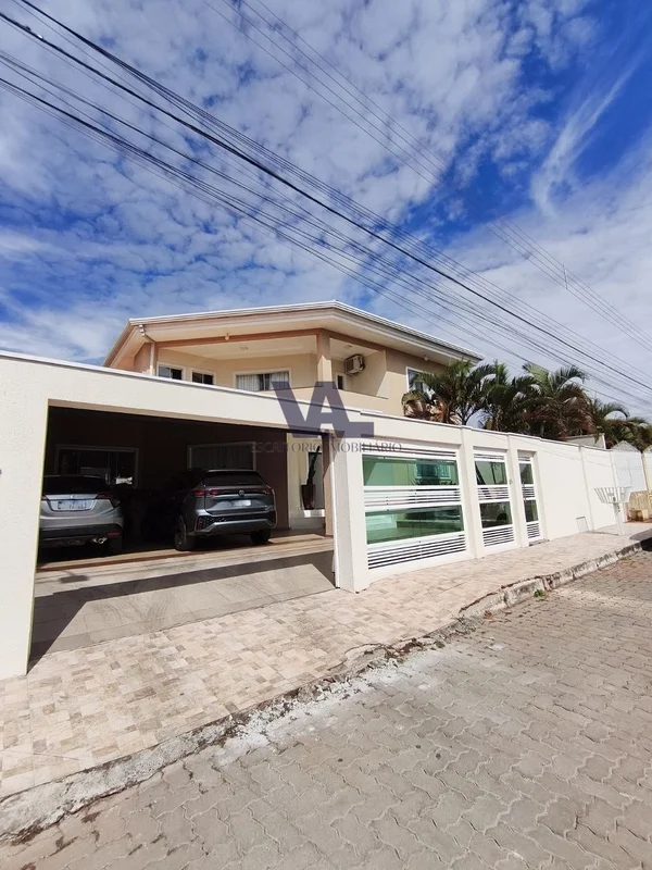 Casa localizada no Condomínio Residencial RK, na Região dos Lagos, esta casa est...