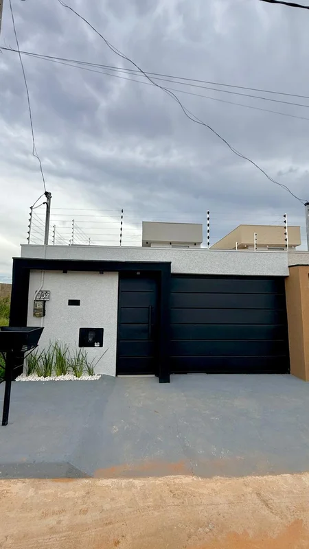 ?? DUAS CASAS À VENDA – RESIDENCIAL VIDA NOVA?? Região Leste?? Valor: R$ 390.000...