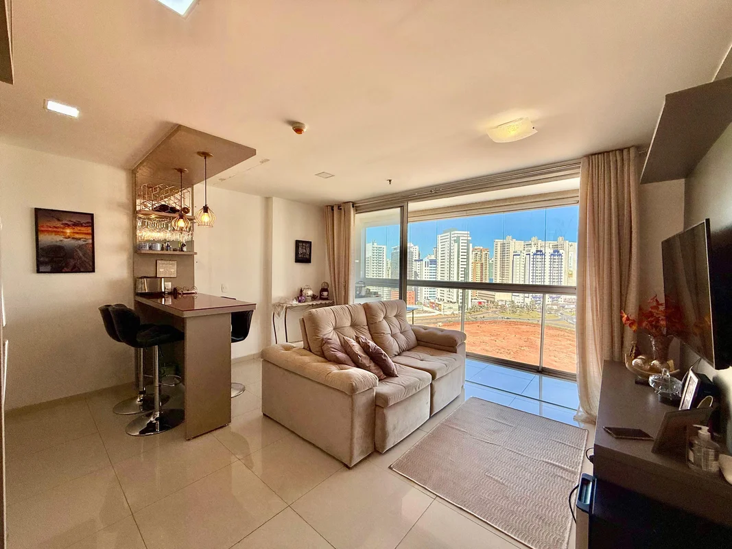 Lindo apartamento disponível no DF PLAZA. More com conforto, praticidade e uma v...