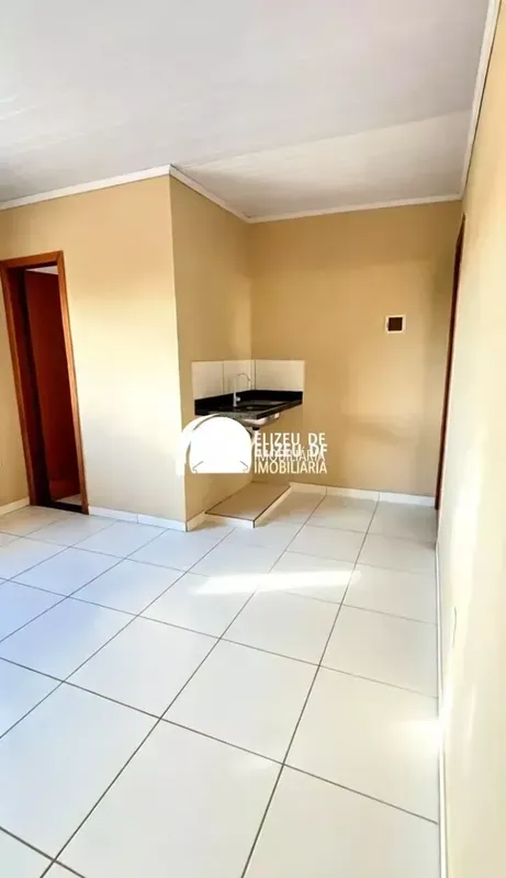 Elizeu Imóveis aluga Sala comercial na QN 14B, do Riacho II, composta por:OPORTU...