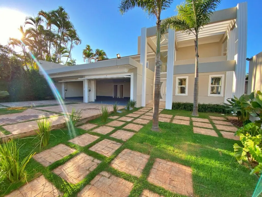 Luxo, Exclusividade e Vista para o Lago Paranoá | QL 14 Lago SulUma residência q...
