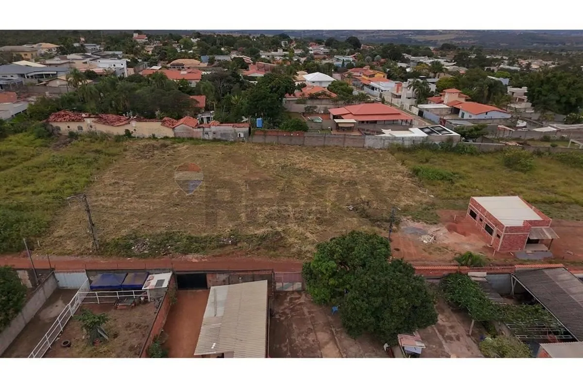 Vendo 7 terrenos com 265 metros quadrados, perto da BR-020, atrás do nova colina...