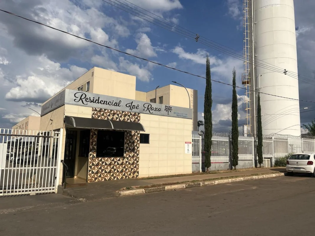 Residencial Ypê Roxo Apartamento Reformado | 2 Quartos | Pronto para Morar – R$ ...
