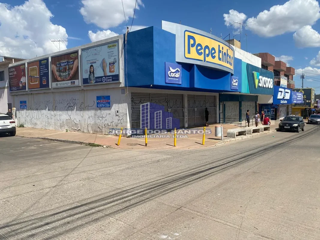 Oportunidade de aquisição em localização estratégica no QNN 18 Conjunto D, CEILA...