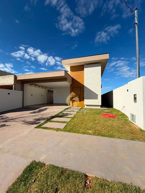 CASA NO RESIDENCIAL VILLA SUÍÇA | 3 QUARTOS | 119 m² | R$ 650 MILConforto, segur...