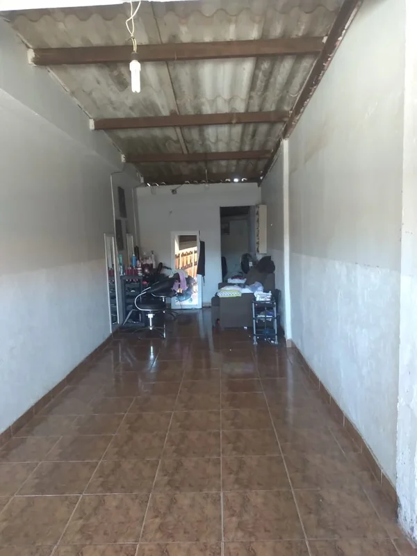Descubra uma casa acolhedora e bem localizada no coração de Ceilândia Norte. Loc...