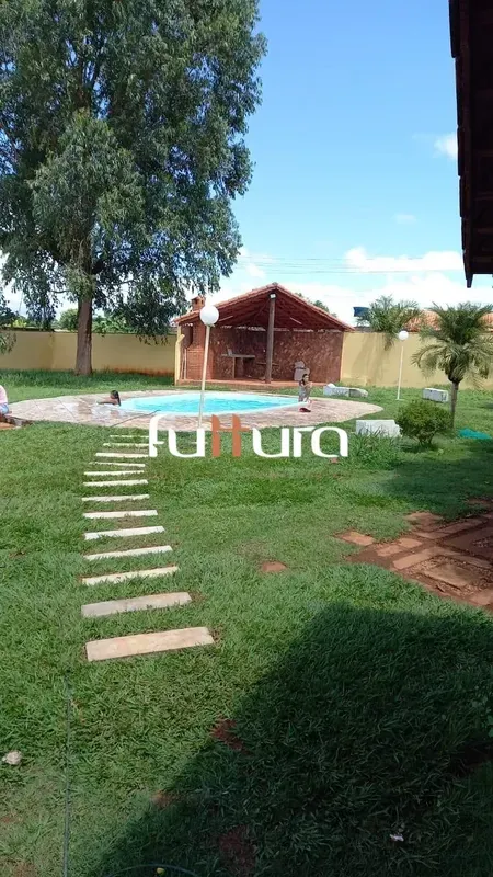  Oportunidade em Goianira!Casa comercial ou residencial para locaçãoExcelente im...