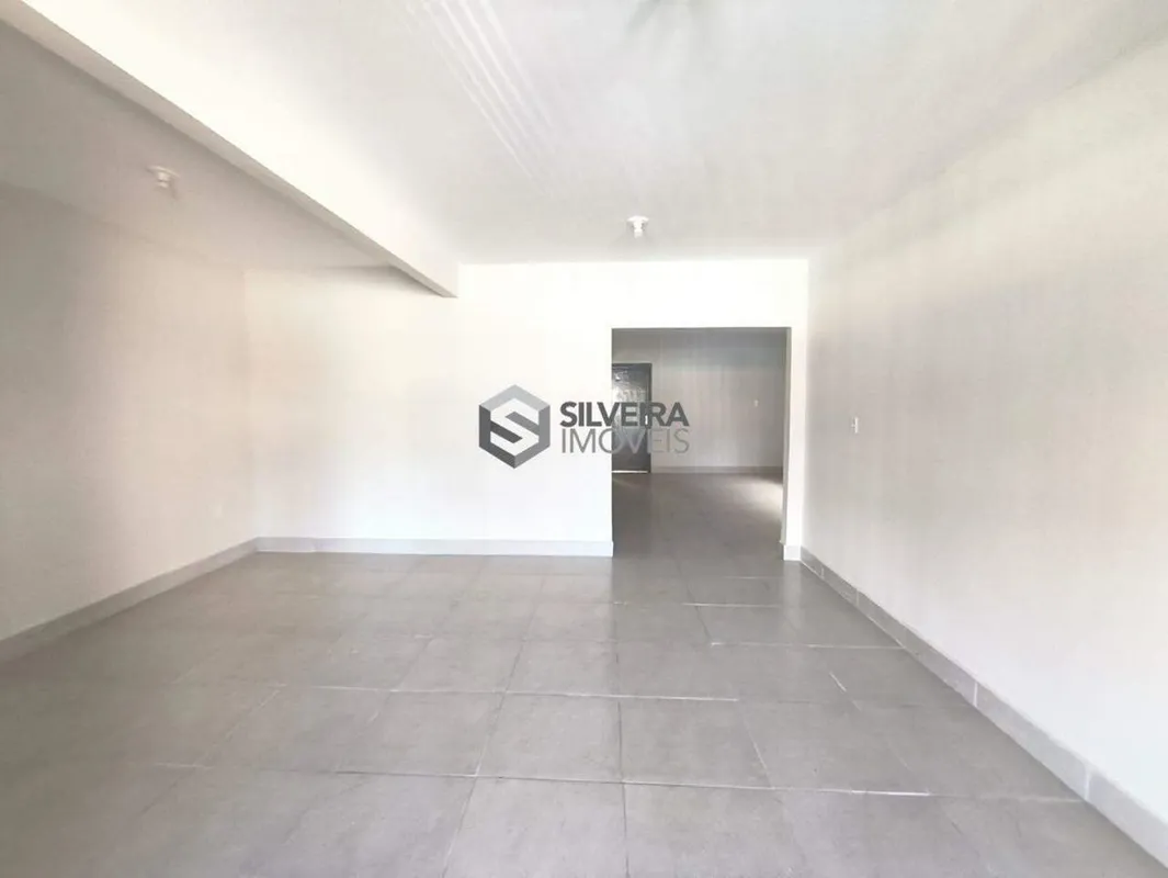 Investimento para moradia ou renda garantida.Facilidade de acesso com conforto e...