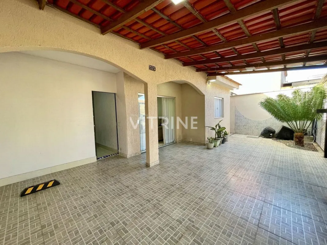 Ótima casa na QR 117 Santa Maria, casa 3 quartos e 1 suite. 3 quartos / 1 suite ...