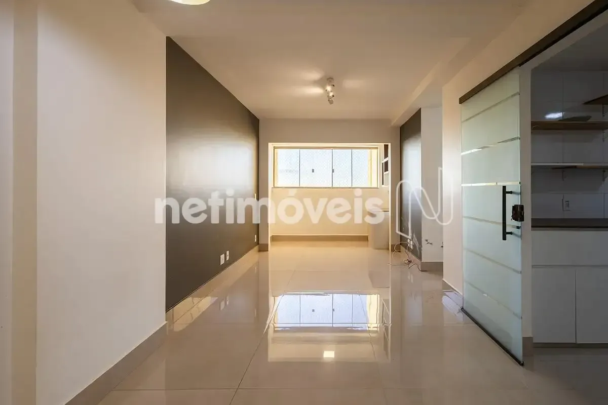 Apartamento 03 quartos - Reformado - Andar alto - Nascente - Residencial Dolce V...