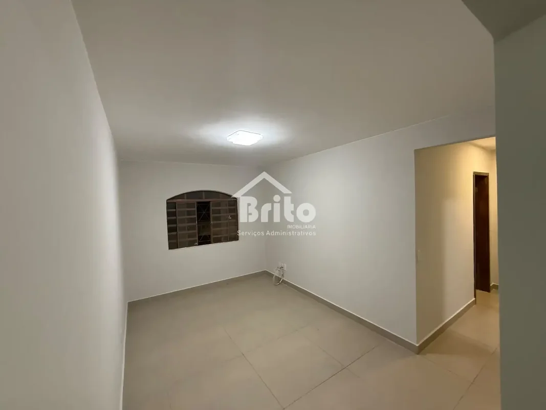 R$ 2.600,00 COM DESCONTO DE PONTUALIDADE R$ 2.400,00-2 Quartos-2 Banheiros socia...