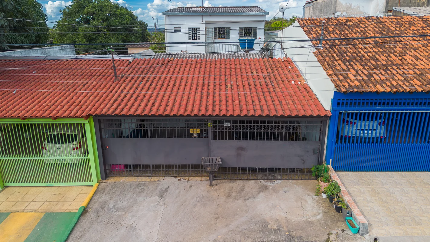 CASA À VENDA – QNO 06, CONJUNTO M – SETOR O, CEILÂNDIA NORTEExcelente oportunida...