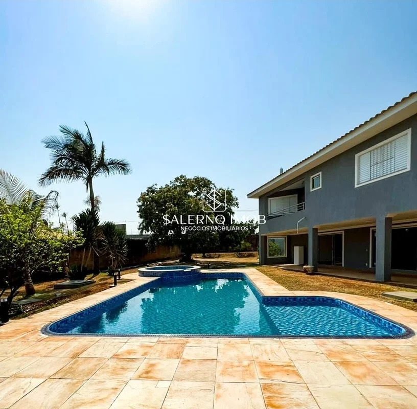 A Salerno Imob apresenta com exclusividade; Casa Exclusiva no Park Way - Qd. 06,...