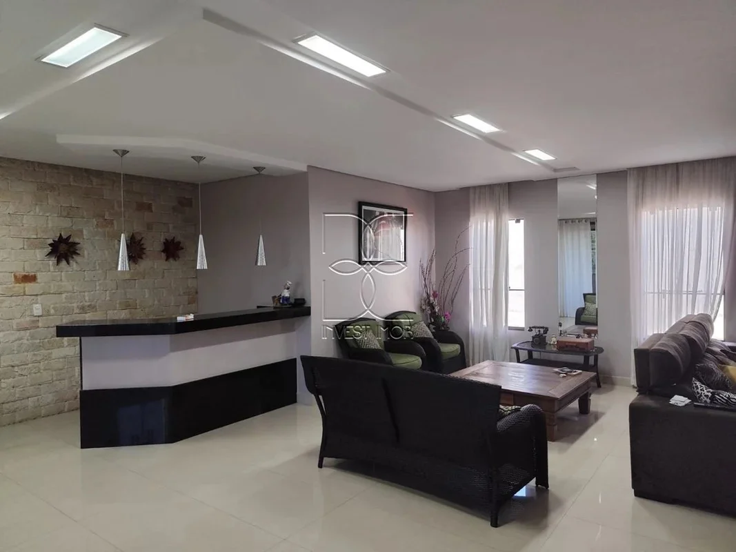 BE INVEST IMOB VENDE:CASA ESPAÇOSA DE 5 QUARTOS EM CONDOMÍNIO - RUA 05 | VICENTE...
