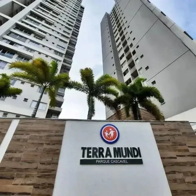 Terra Mundi Parque Cascavel - Porteira fechada. More em um dos endereços mais va...