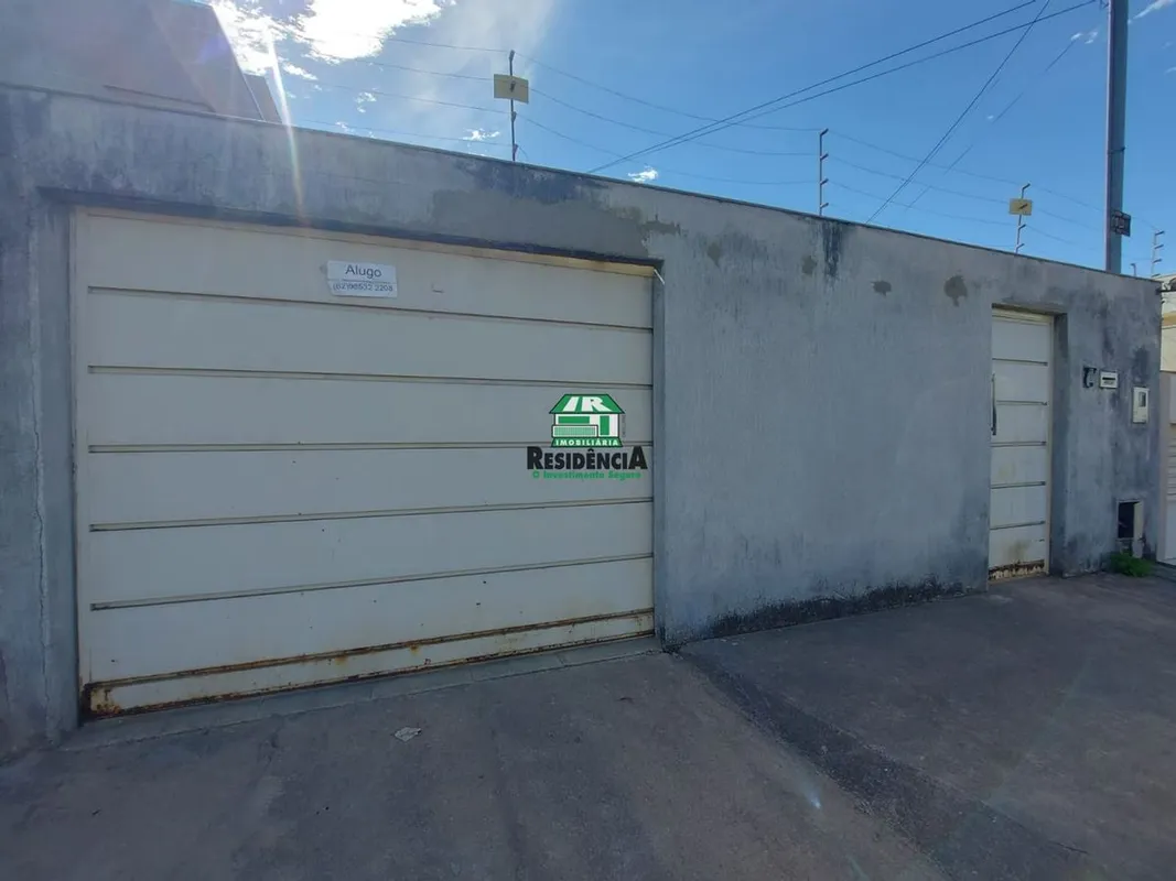 O imóvel conta com:3 quartos, sendo 1 suíte;Sala ampla;Cozinha funcional;Banheir...