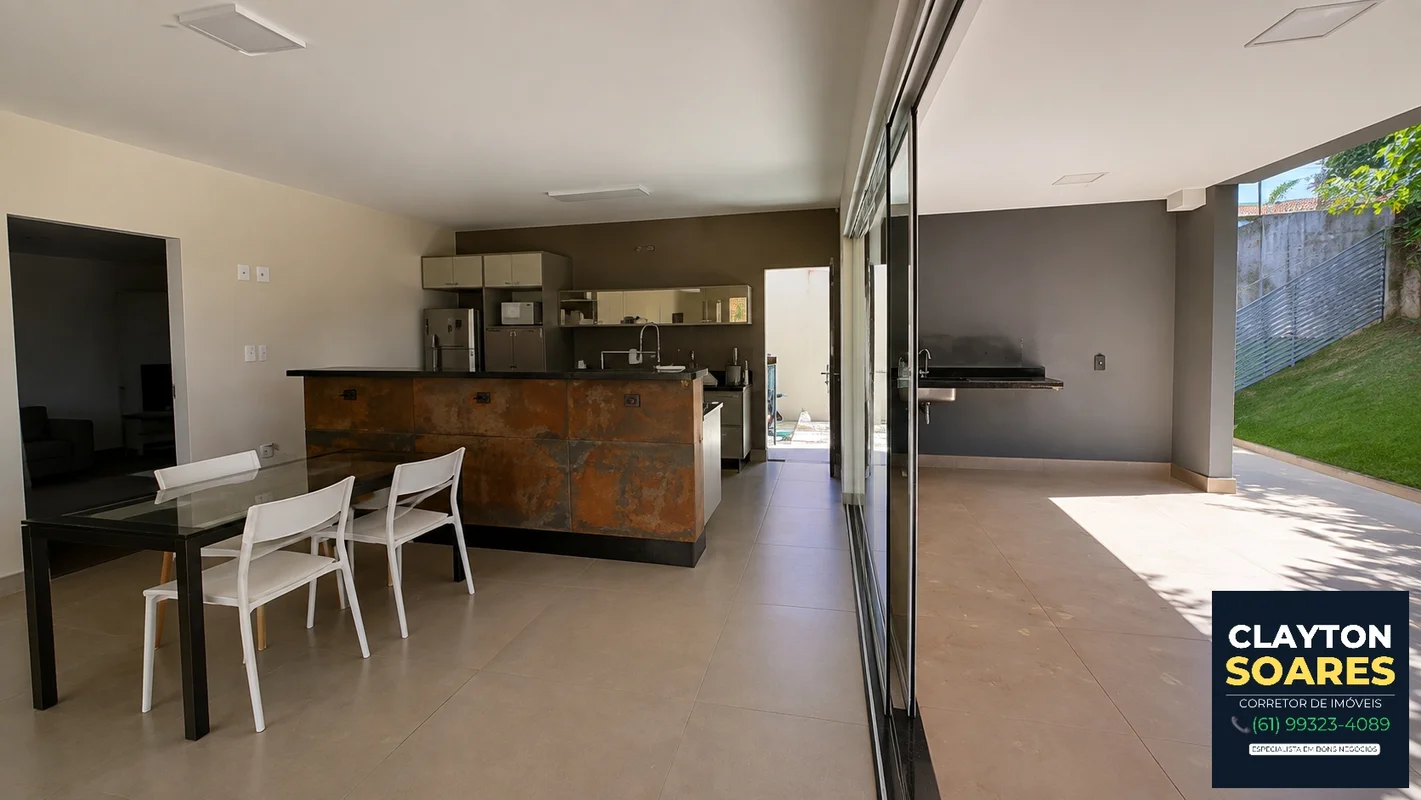 Casa Térrea 2 Suítes | 236m² | Terreno 1.000m² | Ouro Vermelho IIDESCRIÇÃOCasa t...
