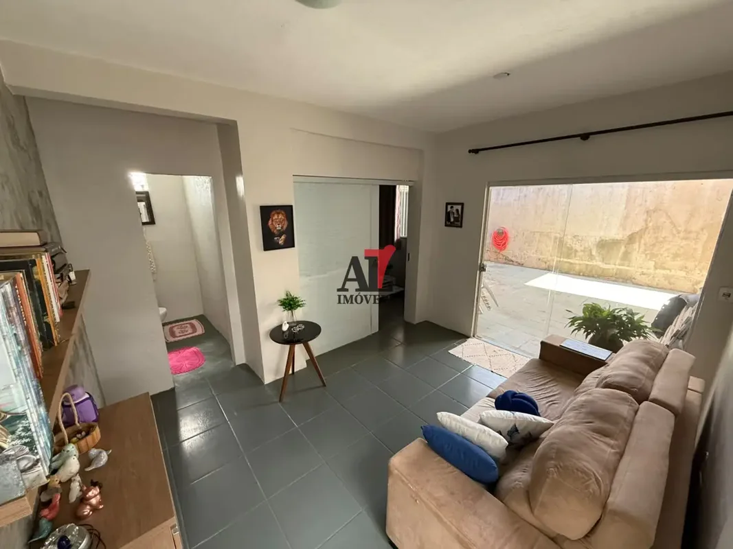 OPORTUNIDADE EM PLANALTINA/DF – SETOR TRADICIONAL Casa Térrea na Avenida Florian...