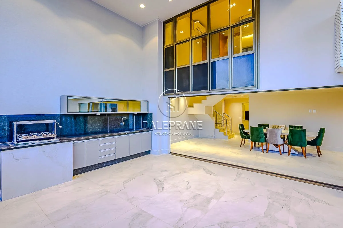 APARTAMENTO DUPLEX | 176m² | 3 SUÍTES | 2 VAGAS | ILHA DE MANHATTAN | ÁGUAS CLAR...