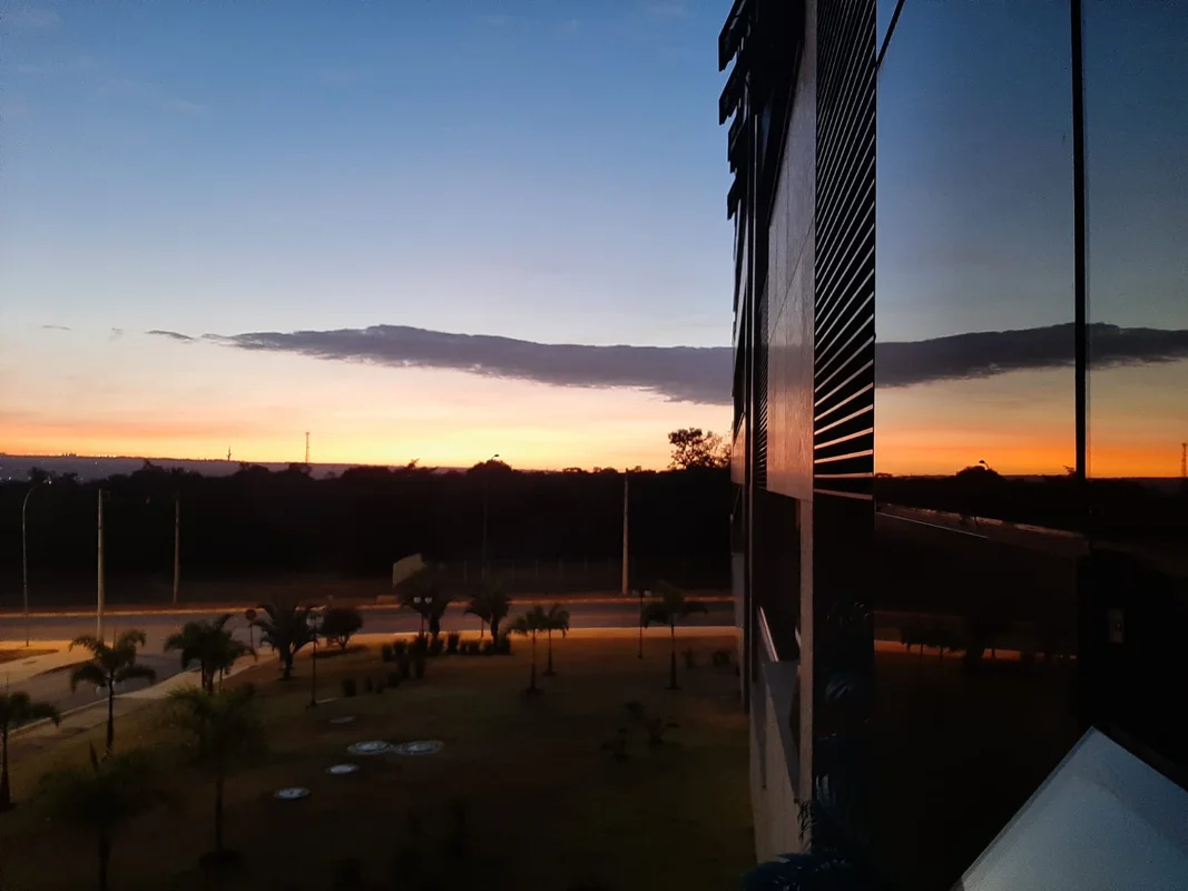 STATO IMOB vende Maravilhoso apartamento com 212m2 privativos, de canto, vista t...