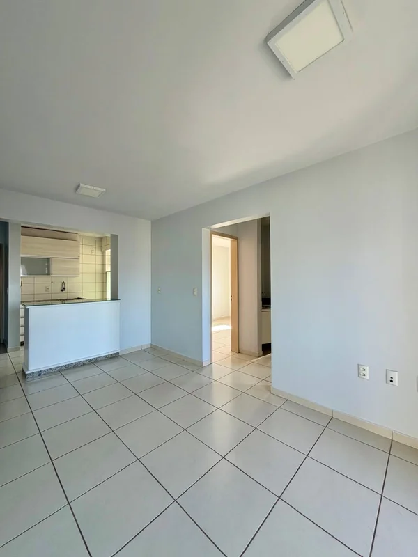 R$ 330 Mil no Negrão de Lima Apartamento de 2 quartos com 56 m², composto por sa...