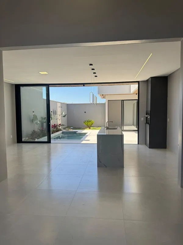 Magnífica casa de arquitetura contemporânea com projeto exclusivo, oferecendo o ...