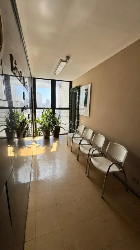Sala Comercial Montada com Clínica Odontológica – 47m² – Edifício Itamaraty – Ce...
