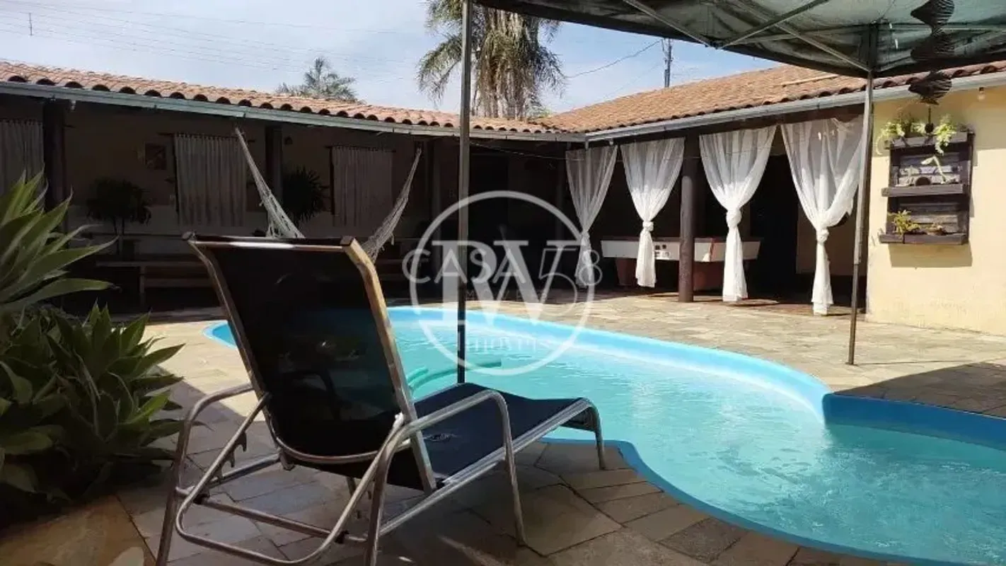 Chácara à Venda com Estrutura Completa – Bairro do FrotaAmpla, funcional e com e...